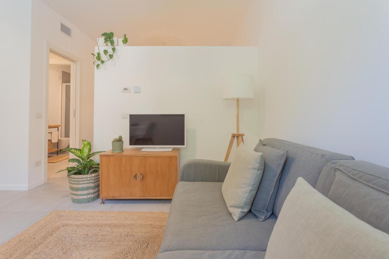 Ginepro & Salvia Apartments In Como By Rent All Côme Extérieur photo