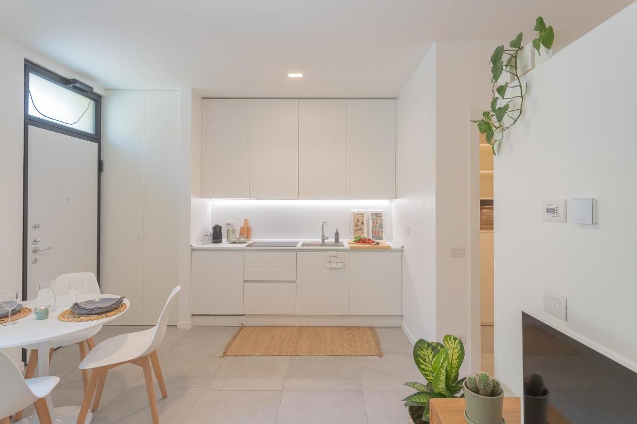 Ginepro & Salvia Apartments In Como By Rent All Côme Extérieur photo